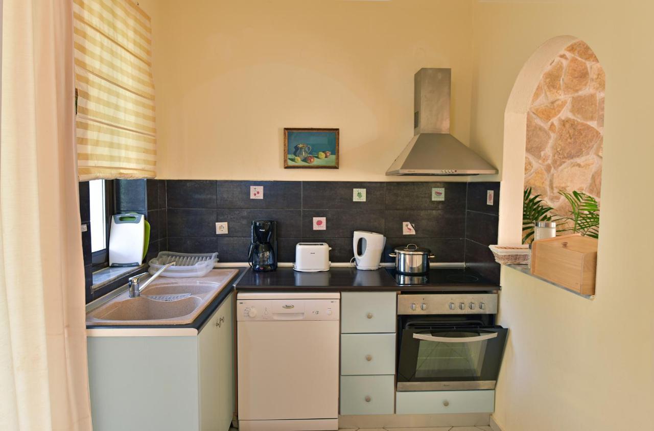 Olive Farm Villa Agia Marina Екстериор снимка