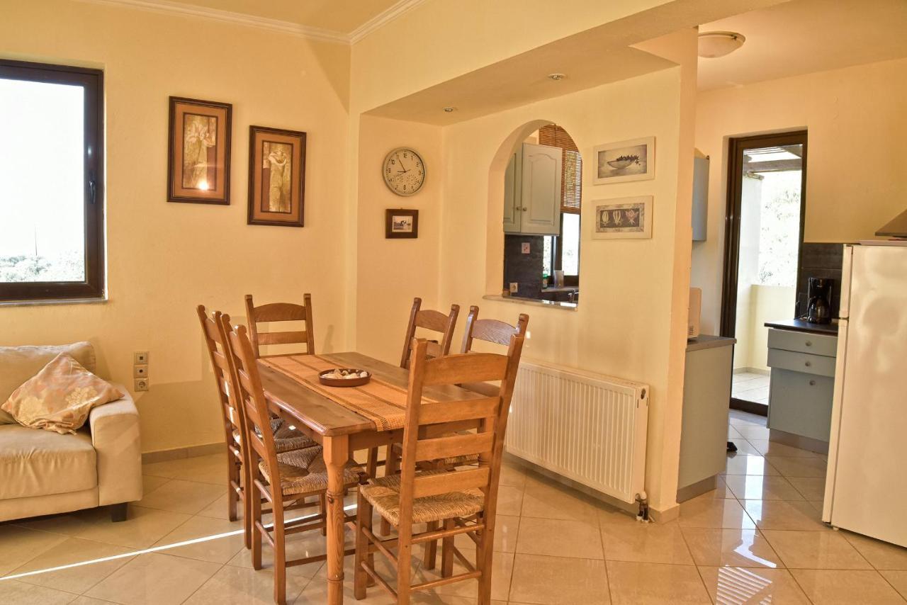 Olive Farm Villa Agia Marina Екстериор снимка