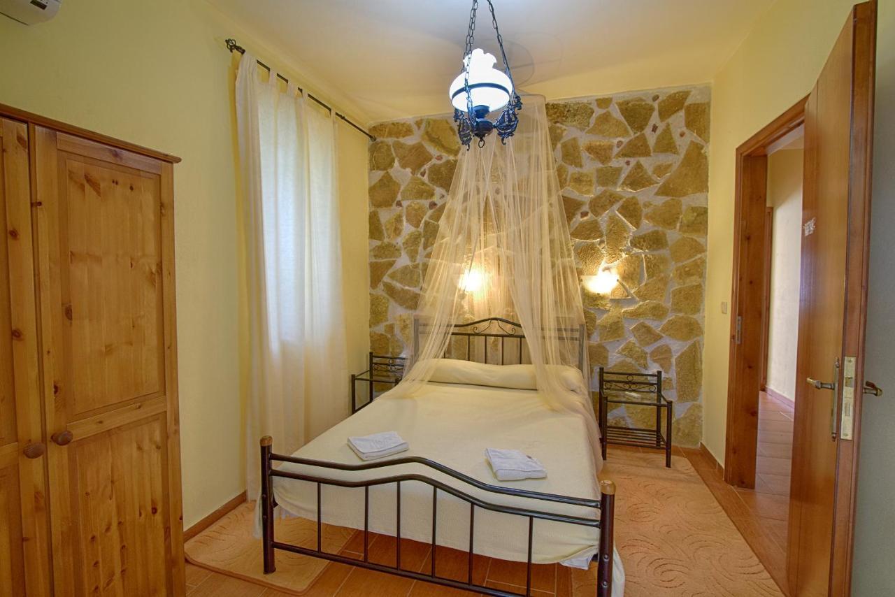 Olive Farm Villa Agia Marina Екстериор снимка