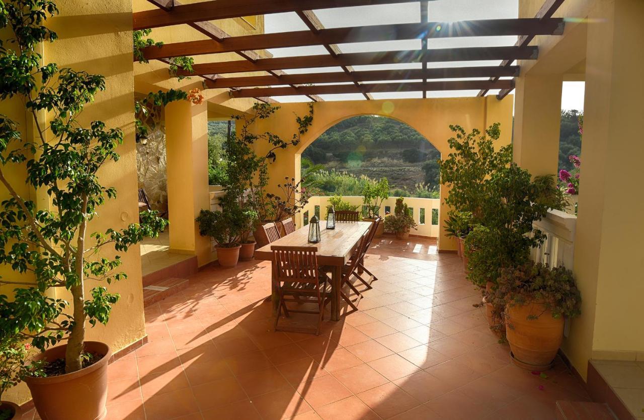 Olive Farm Villa Agia Marina Екстериор снимка