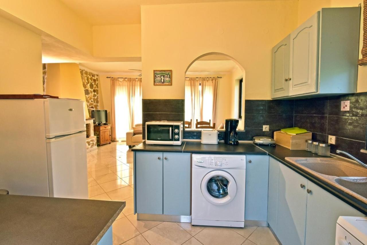 Olive Farm Villa Agia Marina Екстериор снимка